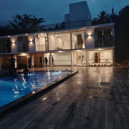 מטאלה Crystal Riverston Deck מראה חיצוני תמונה